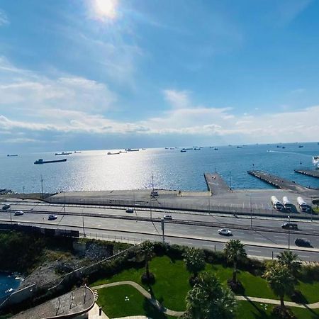 Lux 2 Room Suite Apartment With Seaview In Center Истанбул Екстериор снимка