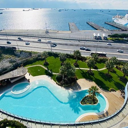 Lux 2 Room Suite Apartment With Seaview In Center Истанбул Екстериор снимка