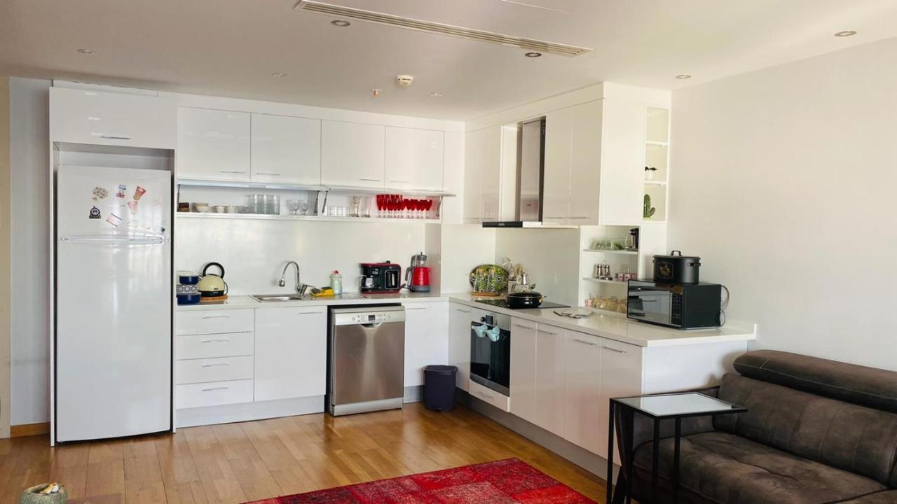 Lux 2 Room Suite Apartment With Seaview In Center Истанбул Екстериор снимка