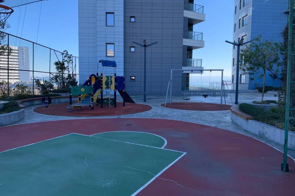 Lux 2 Room Suite Apartment With Seaview In Center Истанбул Екстериор снимка