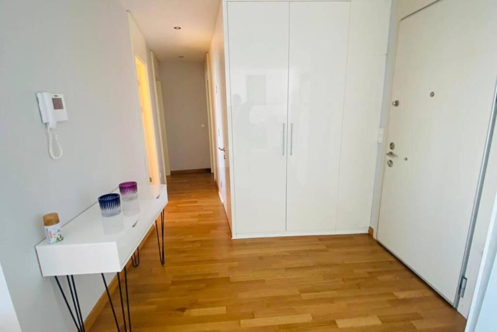 Lux 2 Room Suite Apartment With Seaview In Center Истанбул Екстериор снимка
