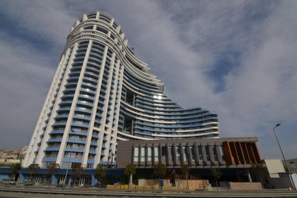 Lux 2 Room Suite Apartment With Seaview In Center Истанбул Екстериор снимка